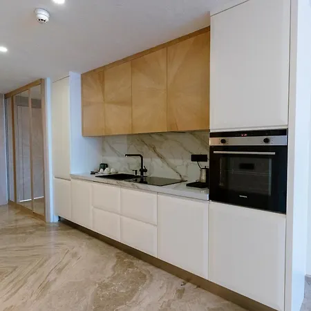 Swissotel Living 호텔