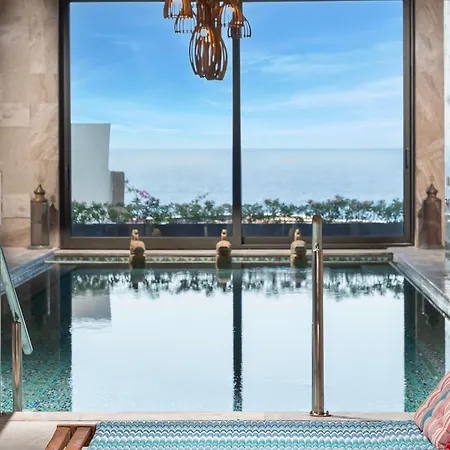 Swissôtel Living Resort