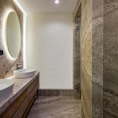 Swissotel Living מלון