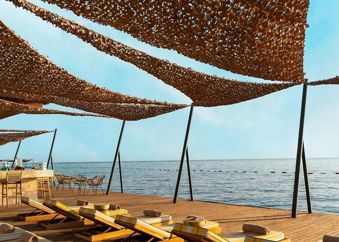 Swissotel Living Отель